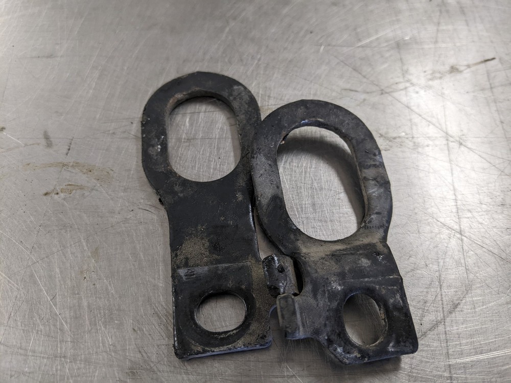 Engine Lift Bracket From 2005 Ford Focus 2.0