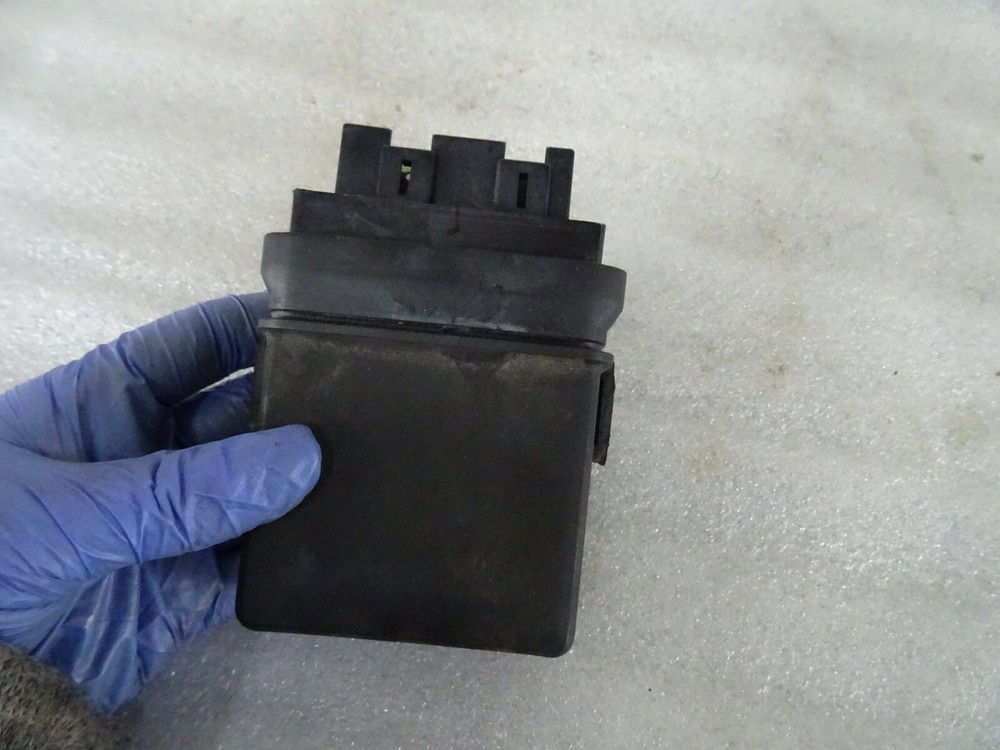 B1. Honda NTV 650 RC33 CDI Control Unit Black Box