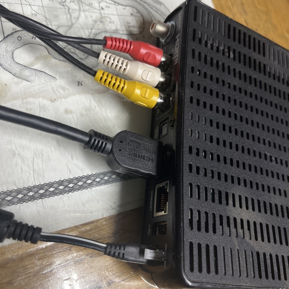 DISH NETWORK JOEY ACCESS POINT with power cord Echostar receiver And Cables