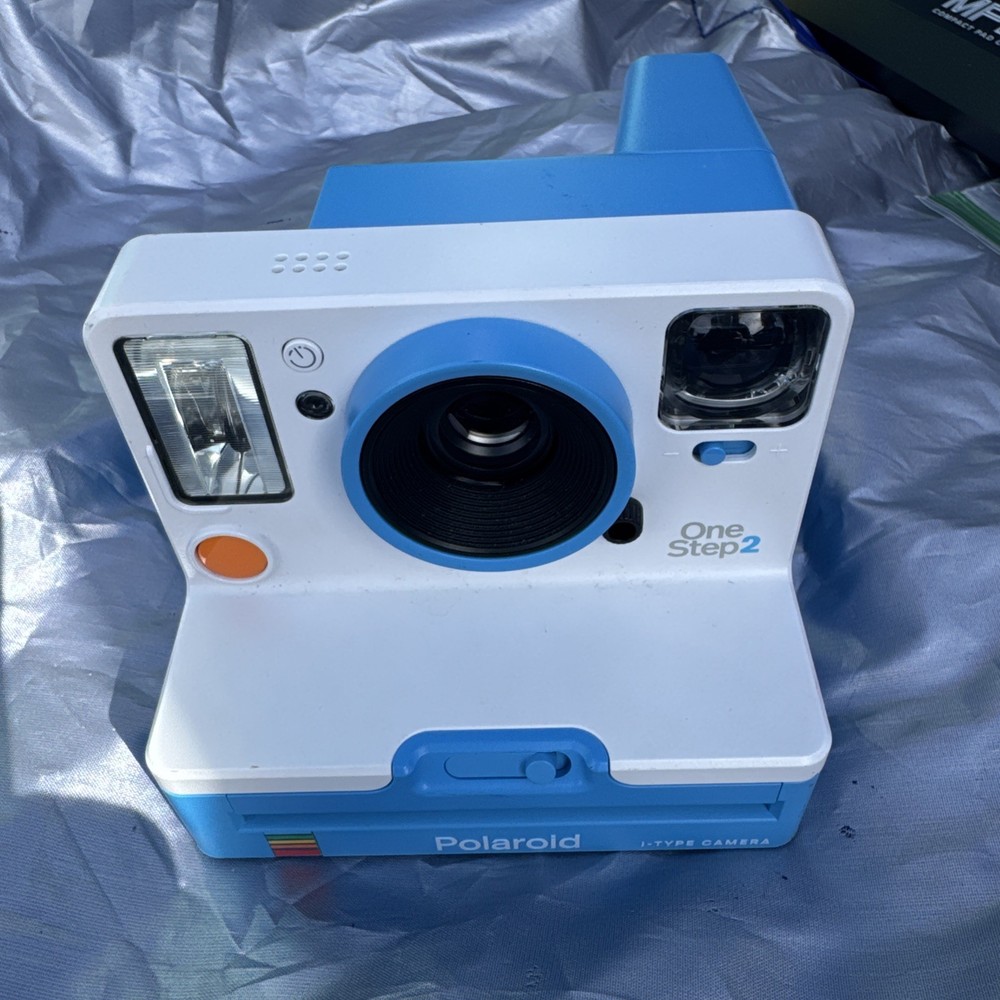 Polaroid OneStep 2 VF Instant Camera Mint