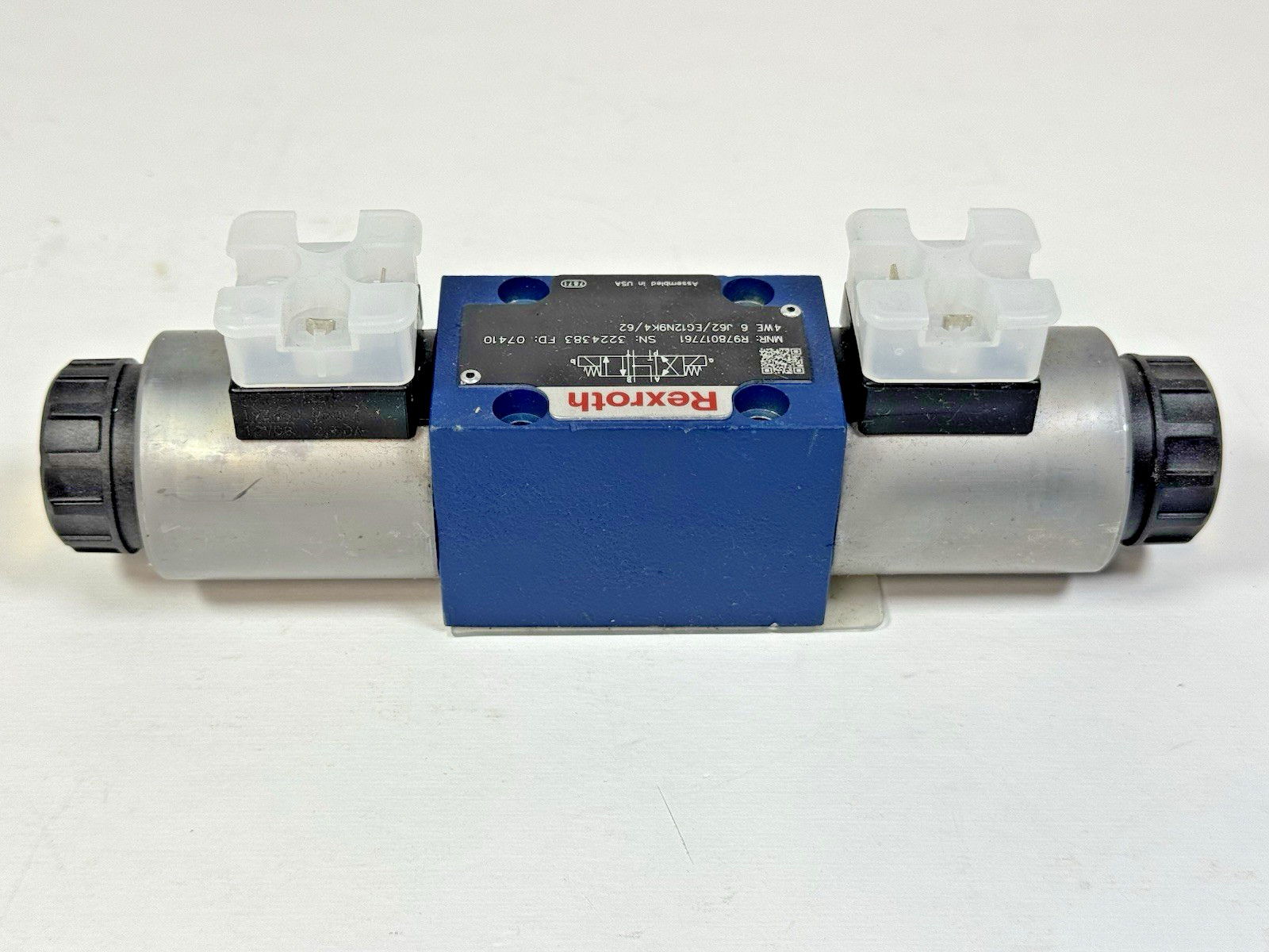 GENUINE REXROTH R978017761 DIRECTIONAL SPOOL VALVE 4WE6J62 4WE 6 J6X/EG12N9K4/62