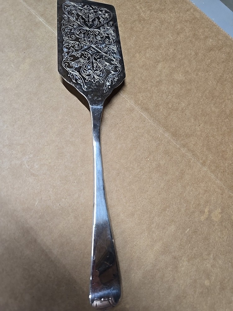 Vintage Engraved Rectangle Cake Slice Server