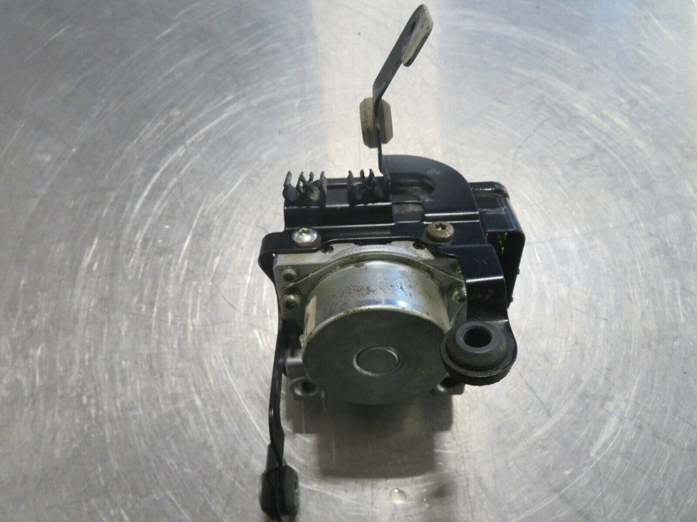 EB645 2014 14 TRIUMPH TIGER 800 XC ABS CONTROL PUMP MODULE UNIT