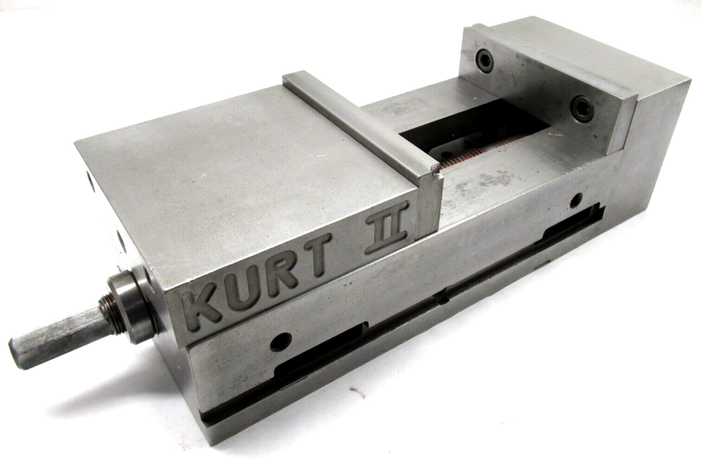 KURT 6" PULL-TYPE II CNC MACHINE VISE w/ JAWS & HANDLE - #PT600
