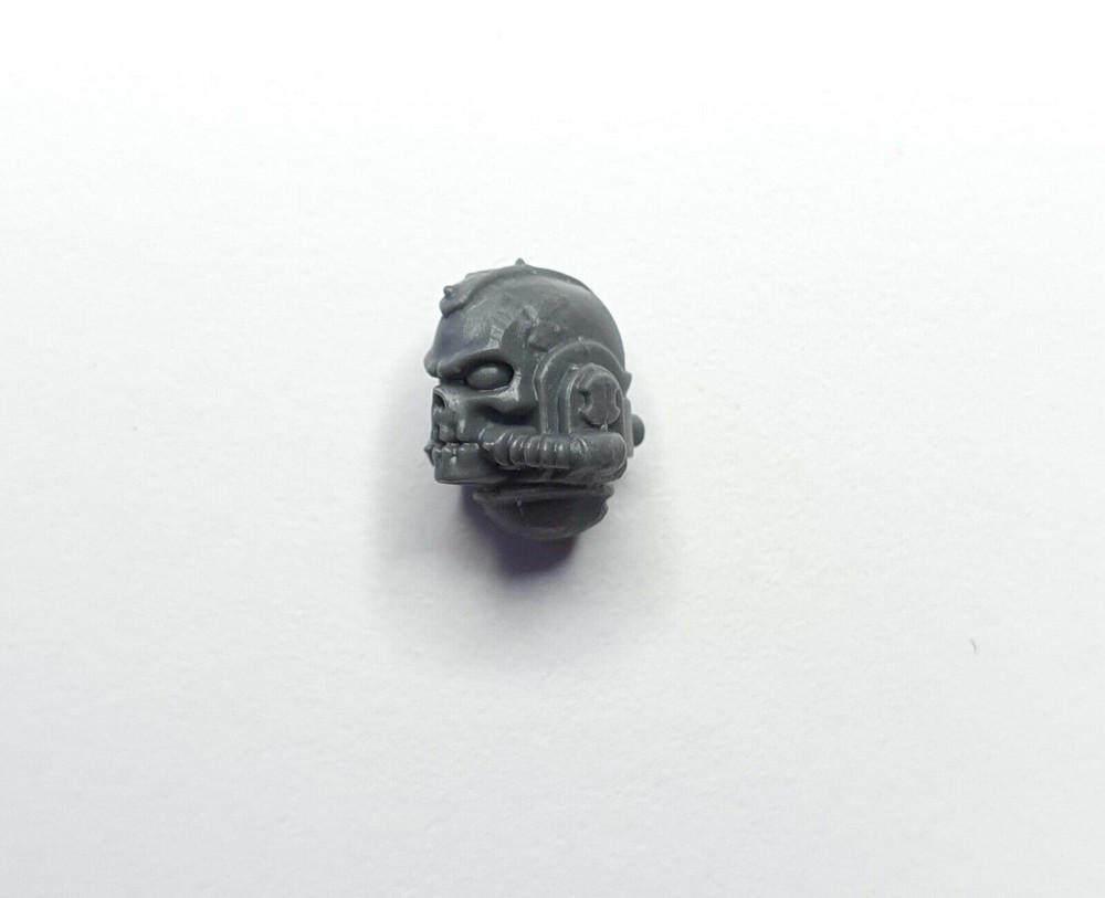 Space Marine Skull Chaplain Helmets x20 bits 40K