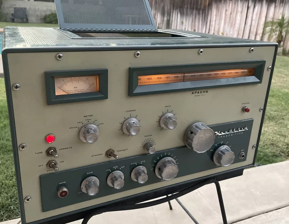 Vintage Heathkit TX-1 Apache Tube Ham Radio Transmitter