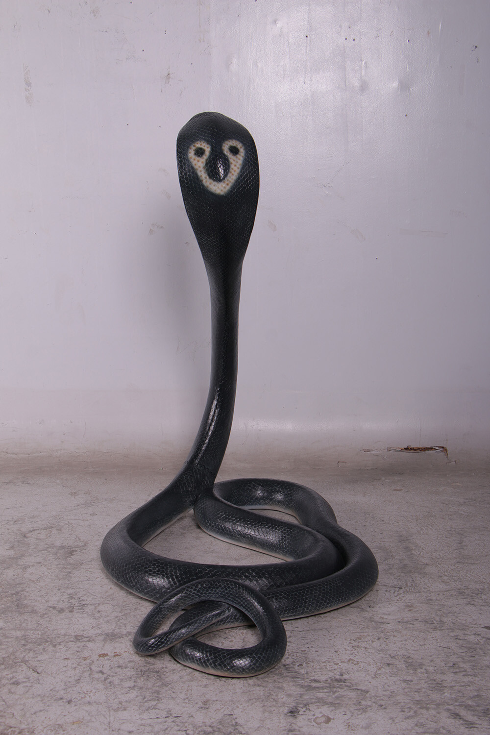King Cobra Snake Life Size Resin Statue Jungle Decor Safari Reptile Display Prop