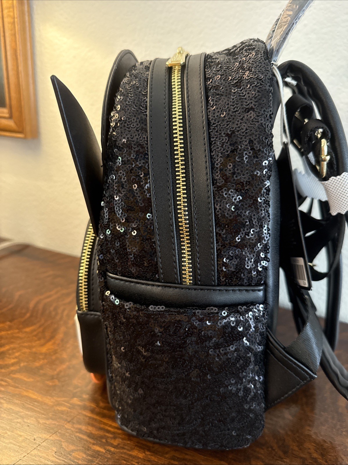 Loungefly SeaWorld Parks Exclusive Sequin Penguin Mini Backpack *Rare* NWT