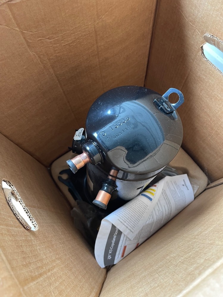Copeland Scroll ZR28K5E-PFV-800 AC Compressor