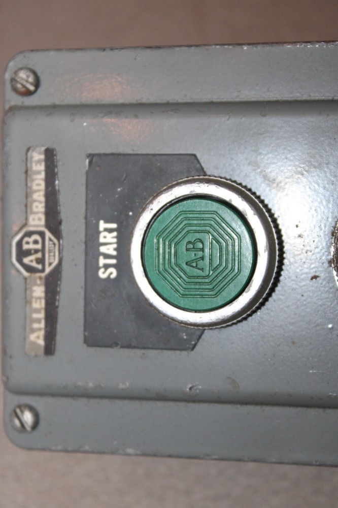 Allen & Bradley Manual Start Switch