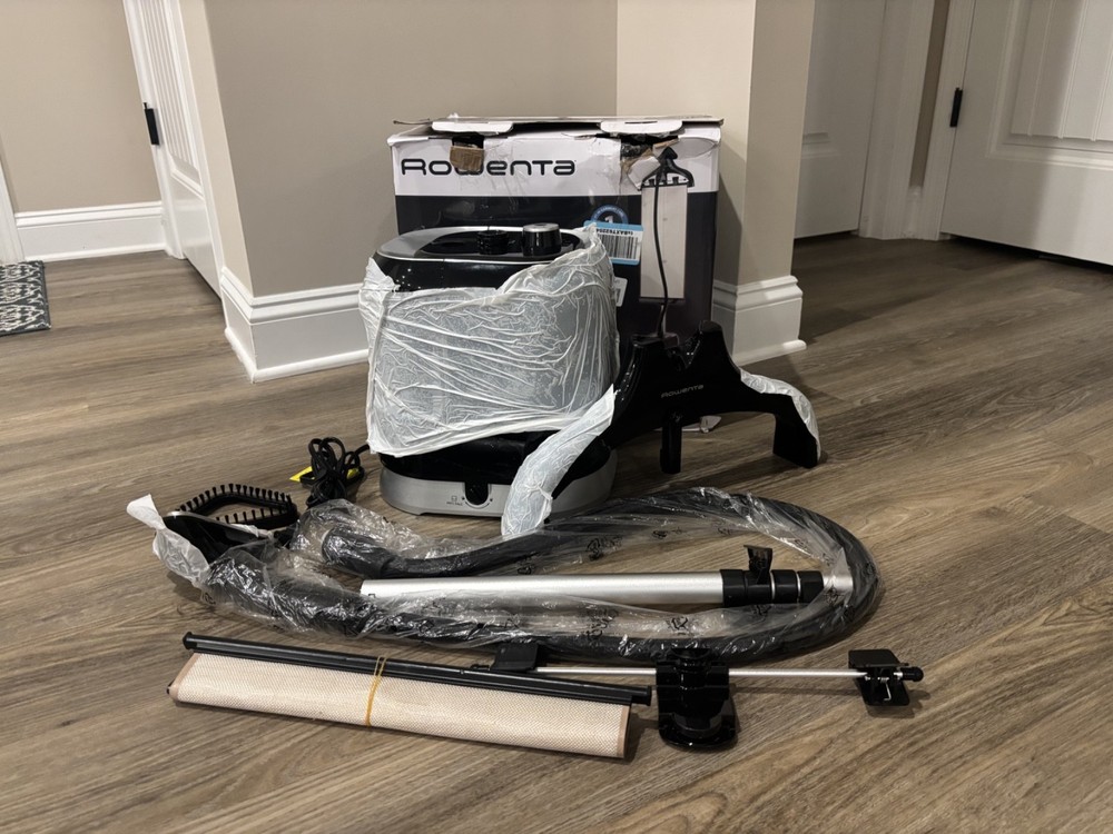 Rowenta IS34 Pro Style Black Garment Steamer