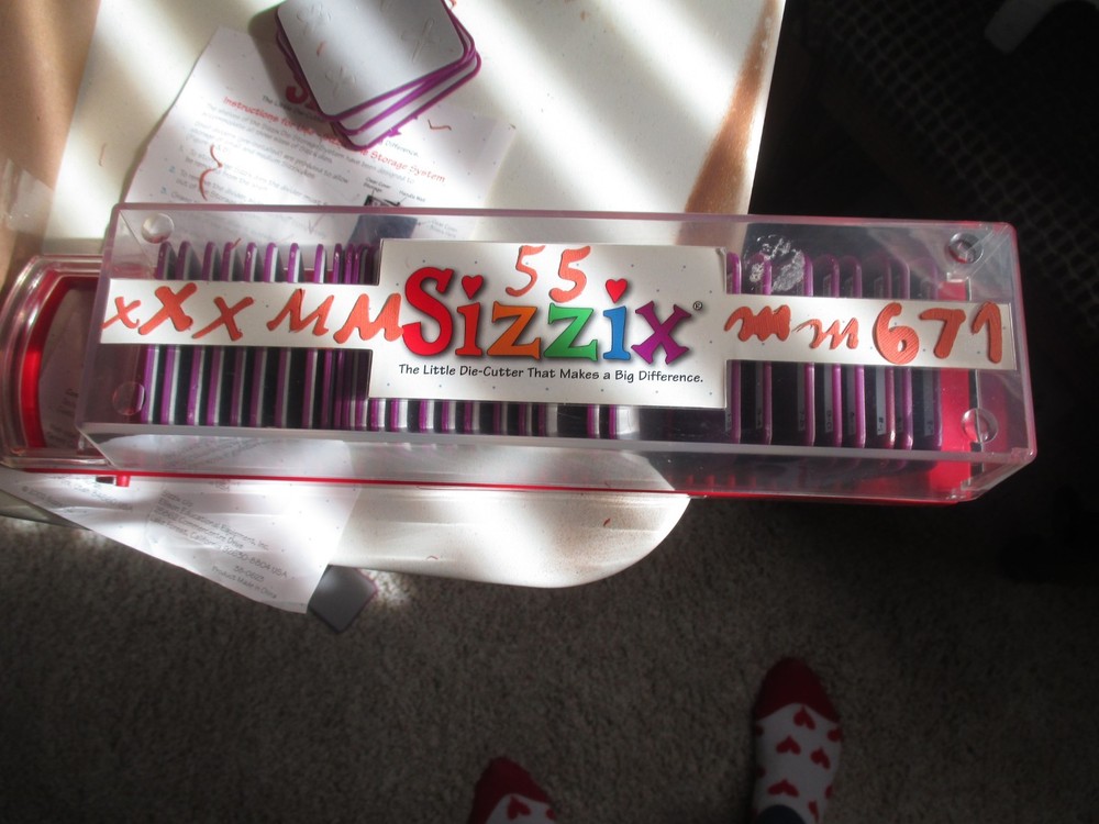 30 Thinlits Dies--2 for $1 (See pictures)