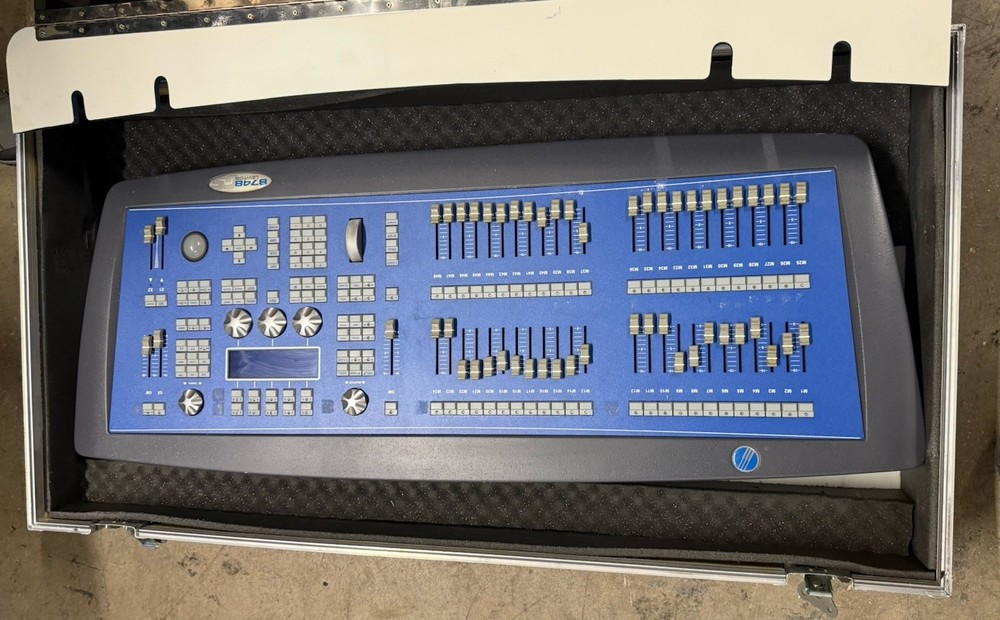 NSI Leviton 8748GS Console Controller with case