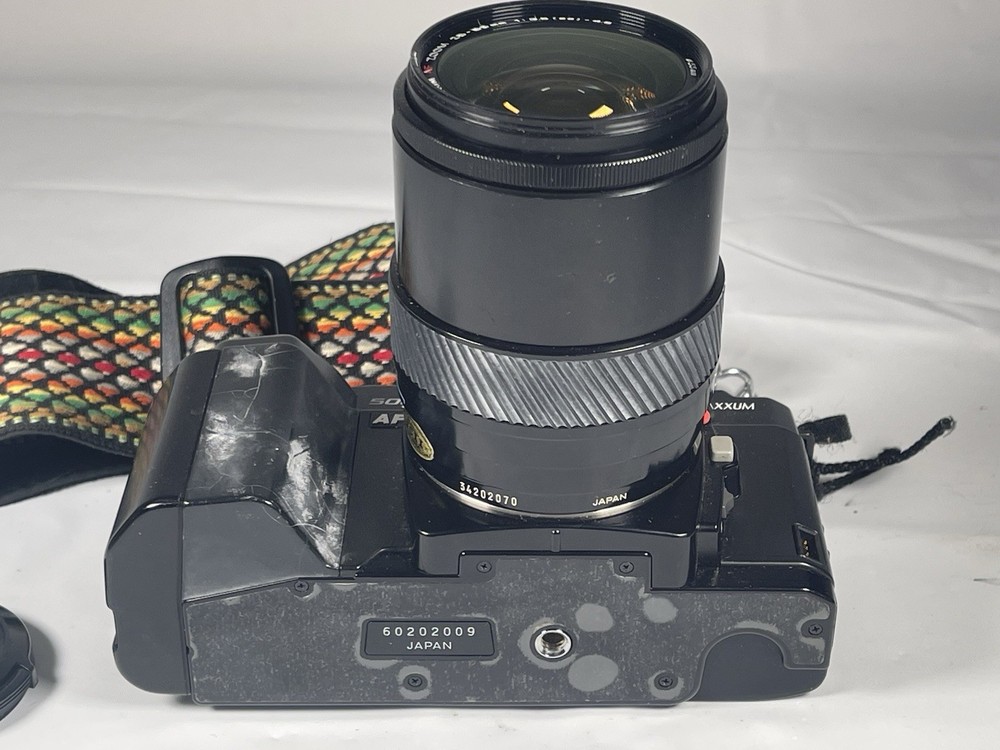 Minolta Maxxum 5000 AF SLR With Lens UNTESTED