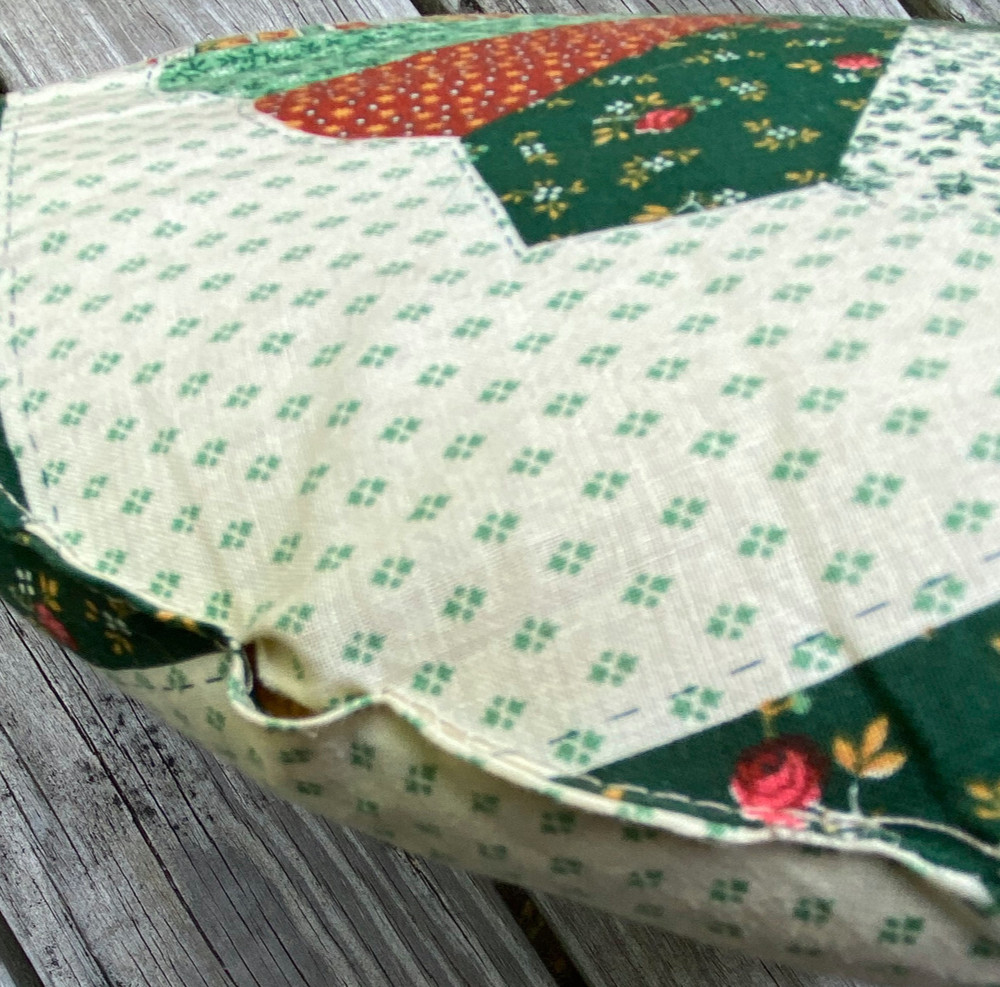 Vintage Handmade Dresden Plate Quilt Pattern Pillow Boho Cottage 70s Patchwork