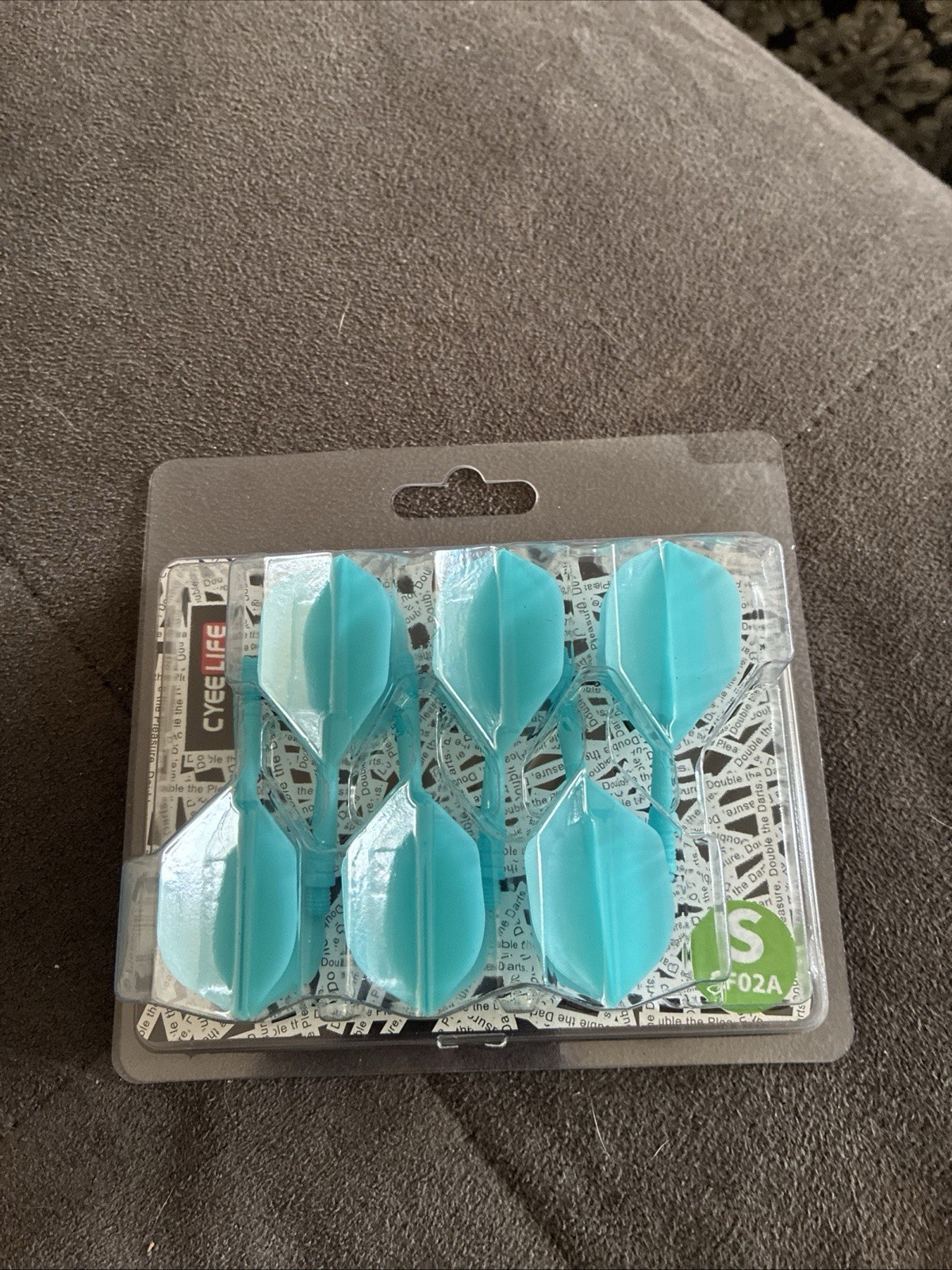 Cyeelife 84 Pcs Soft Tip Molded Dart Flights + 1000 Dart Points. Brand New