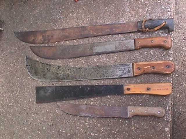 MACHETE LOT FOR RESTORATION