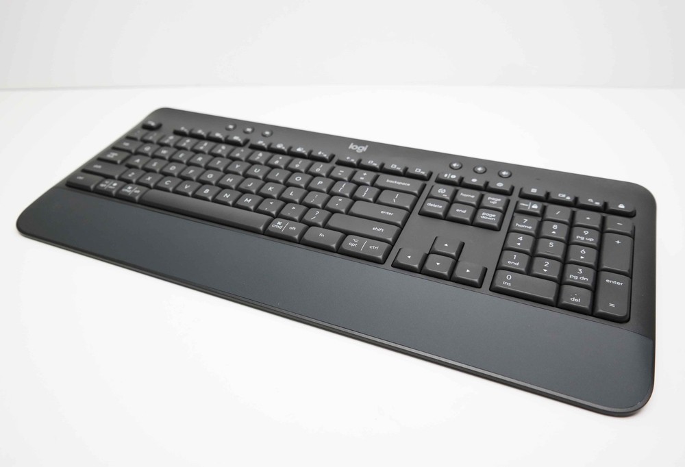 Logitech Signature MK650 Keyboard ONLY - Graphite