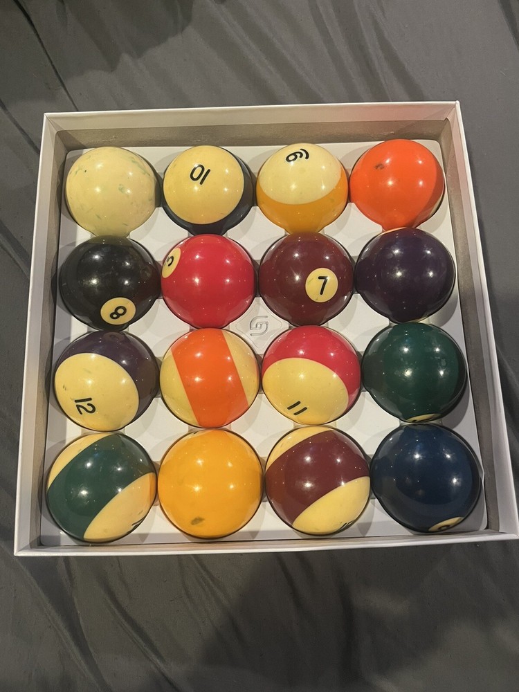 Aramith pool balls
