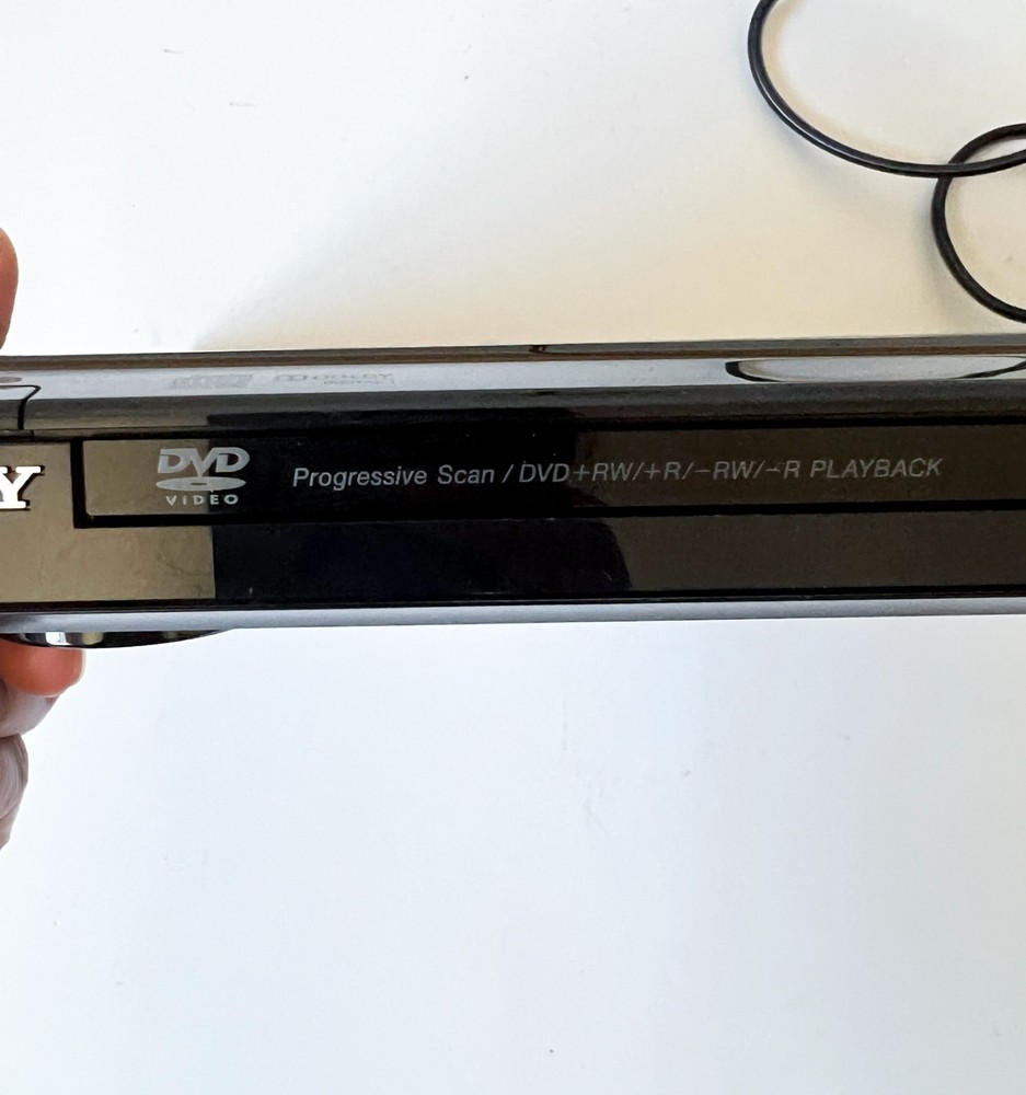 Sony DVP-SR200P/B DVD Player, Black - No Remote Control