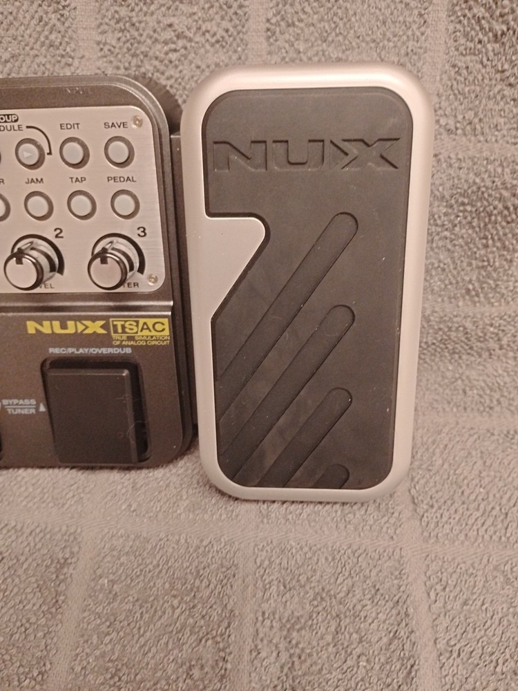 NUX MG-100 Modelling Guitar Processor Pedal