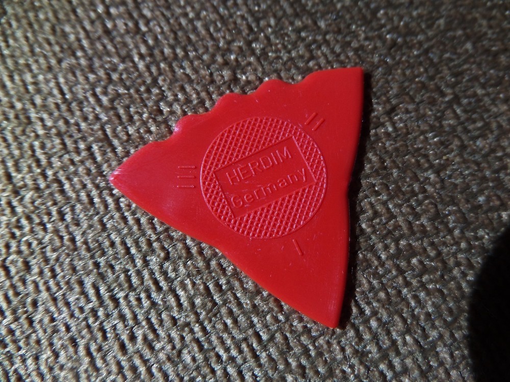 Herdim Triple Sided Guitar Pick (Nylon ) - 4 picks