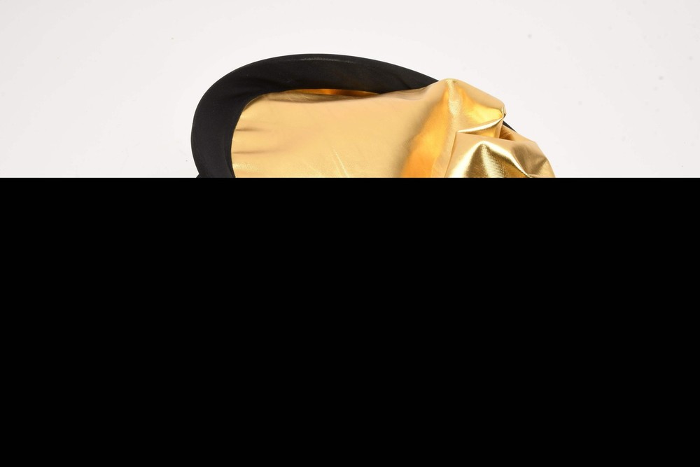 3X 29" Triangular light diffusers / reflectors: Gold, Silver, and diffusion, Ver