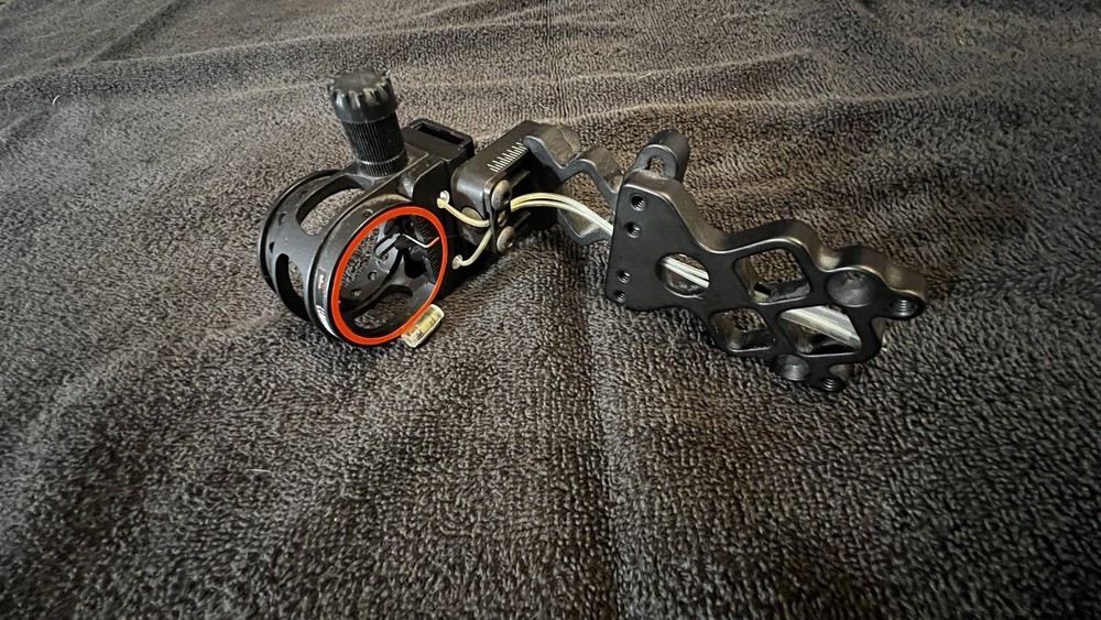 Vital Bow Sight Luminous