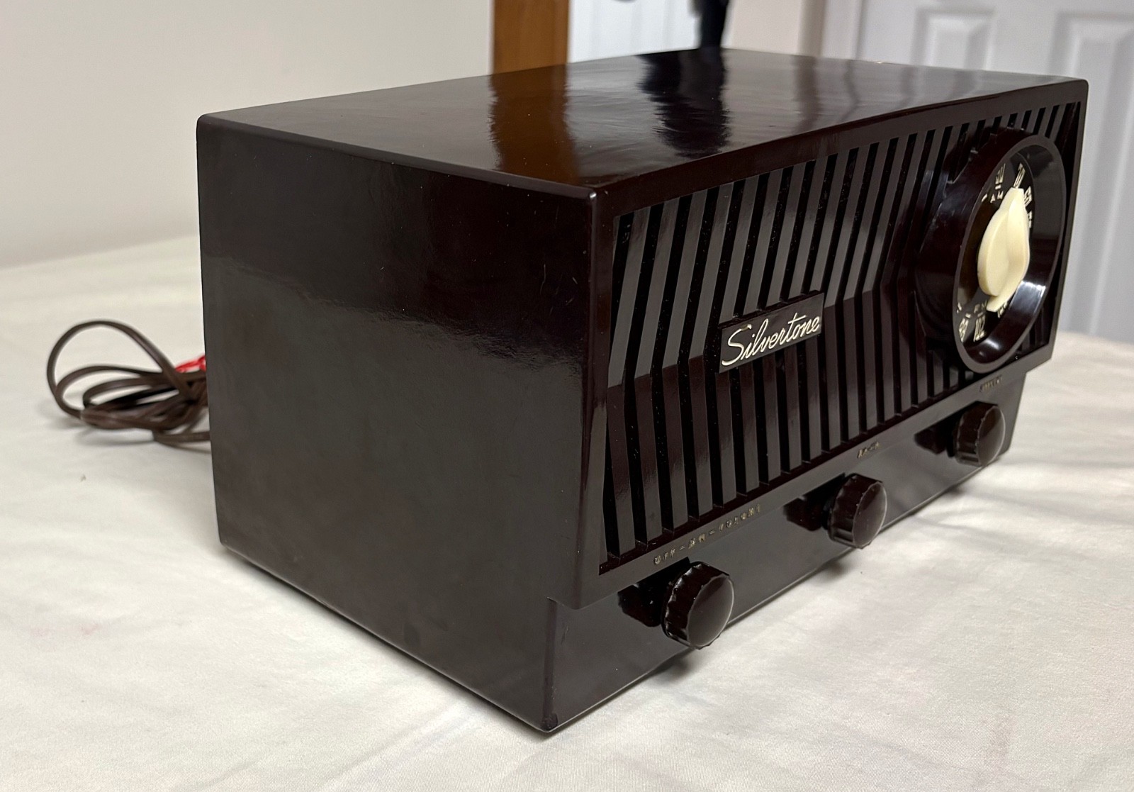 1951 Silvertone Model 25 AM/FM Vintage Radio