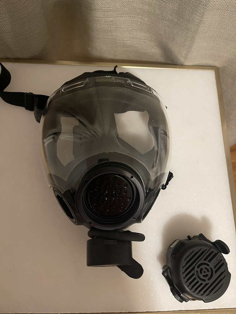 MSA Millenium Gas Mask Size US SMALL W/External Face Shield 10000002350 W/BAG.