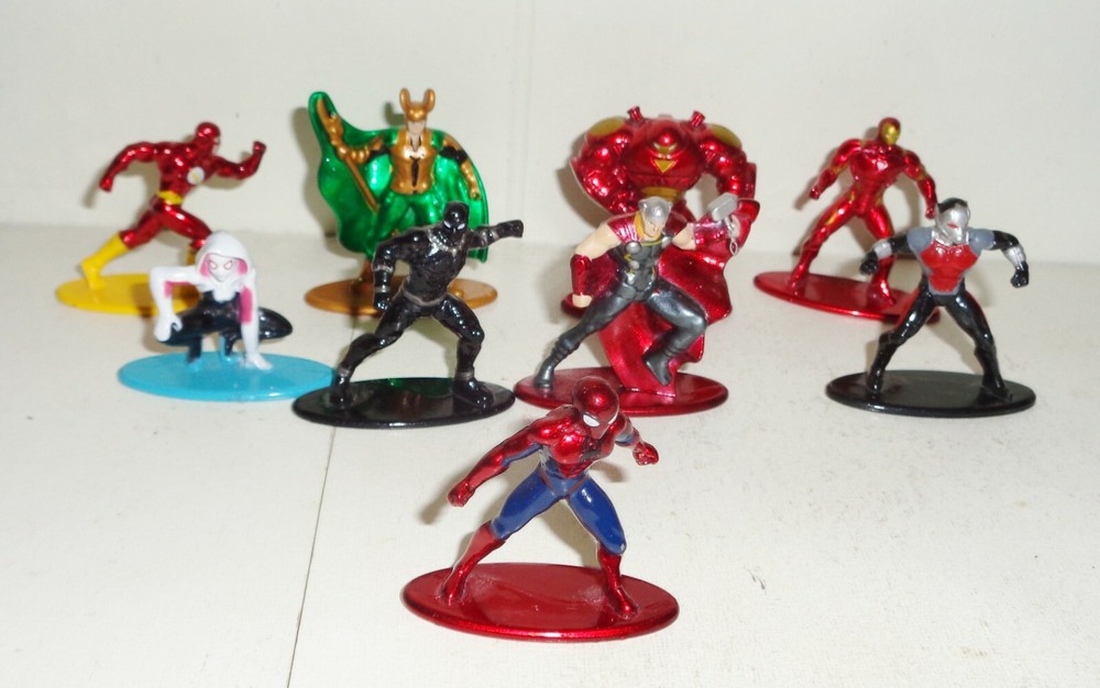 9 SMALL SPIDERMAN MARVEL FIGURINE SET NICE DIFFERENT DESIGN NR