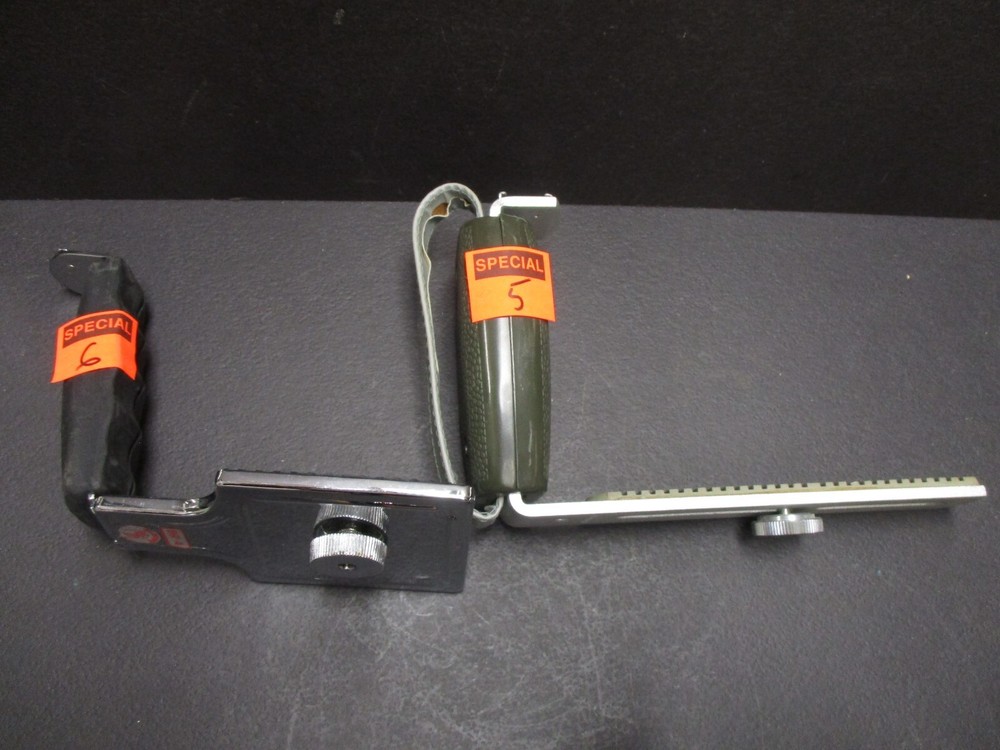 Camera Flash Brackets L Shaped w/ Hand Grip clean