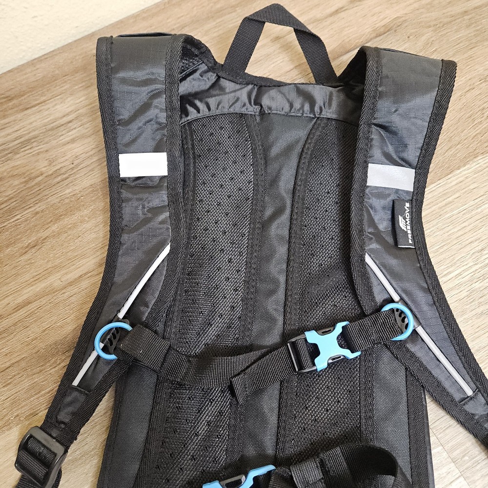 Freemove FM3000 Hydration Pack Blue Light Weight - No Bladder