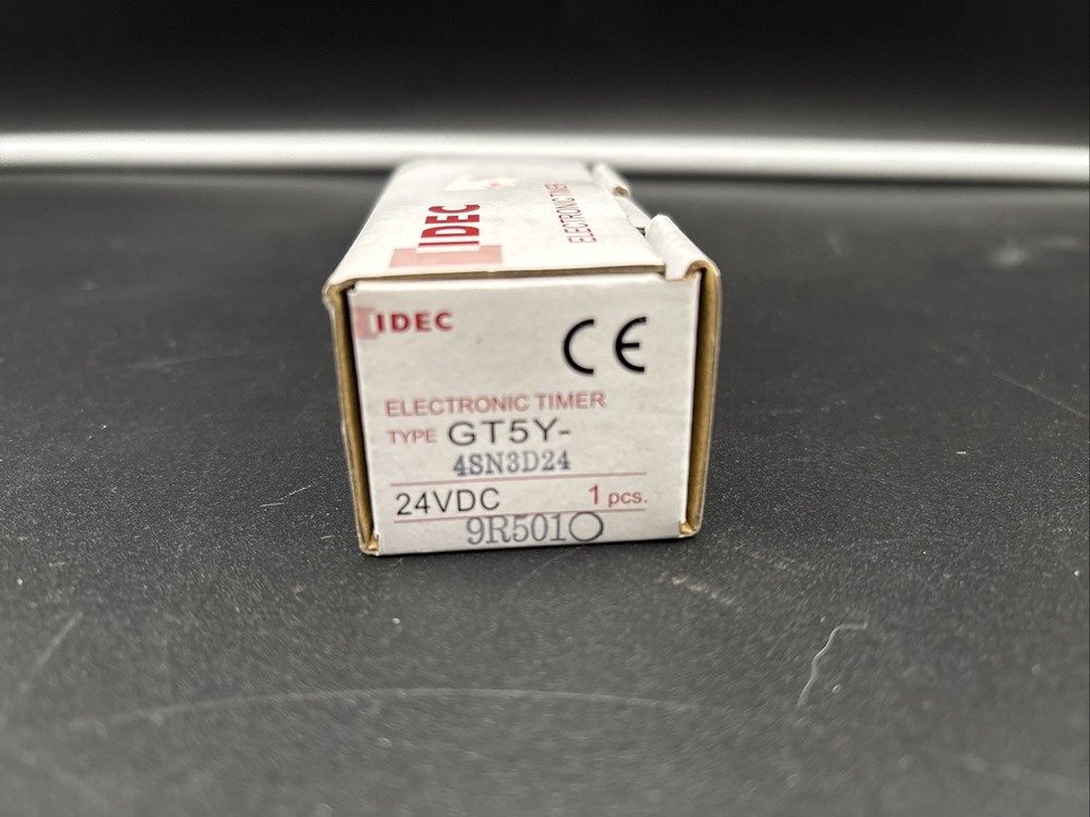 IDEC GT5Y-4SN3D24 Electronic Timer