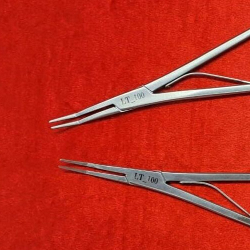 Laparoscopic Clip Applicator LT 100 for Open Surgery Reusable Instruments-2 nos.