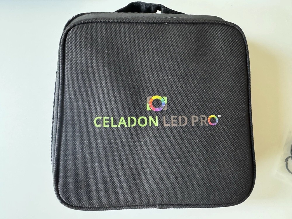 Celadon Led Pro Radiant 2XL on Camera Light Panel