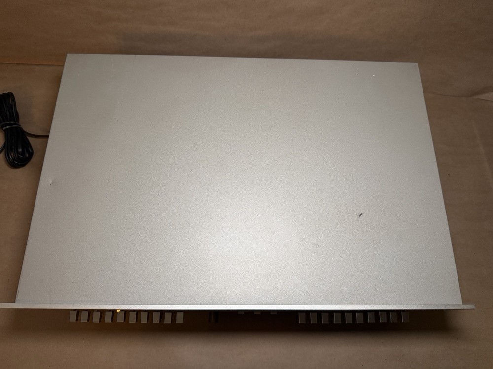 JVC SEA-80 Multi-Voltage Stereo Graphic Equalizer Powers On AS IS Untested