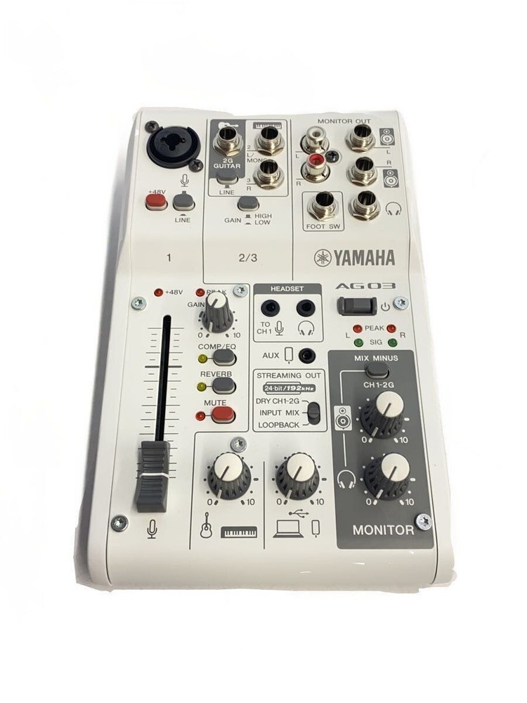 YAMAHA AG03 MIXER Used