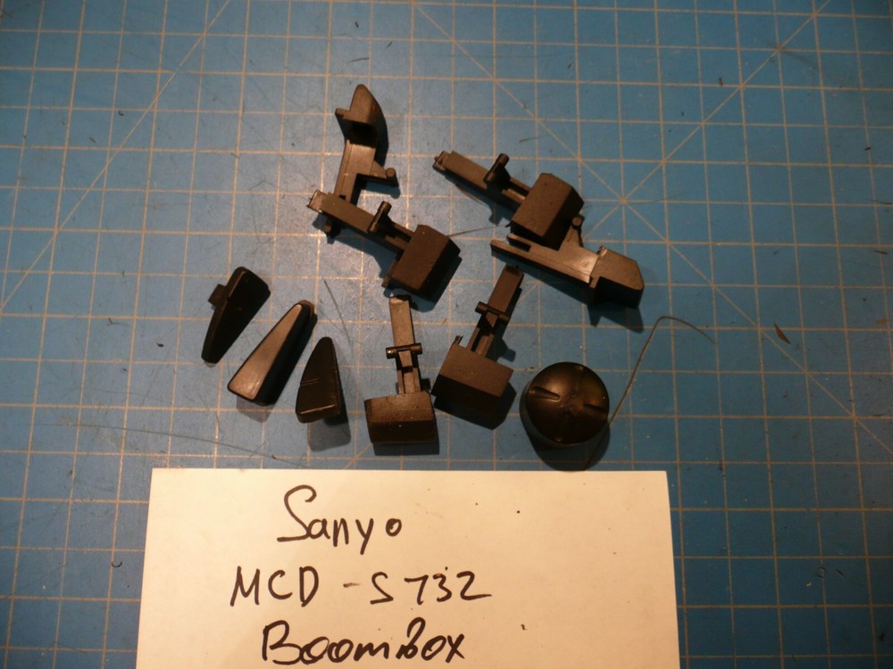 Sanyo MCD-S732 Boombox Replacement Parts Control Knobs