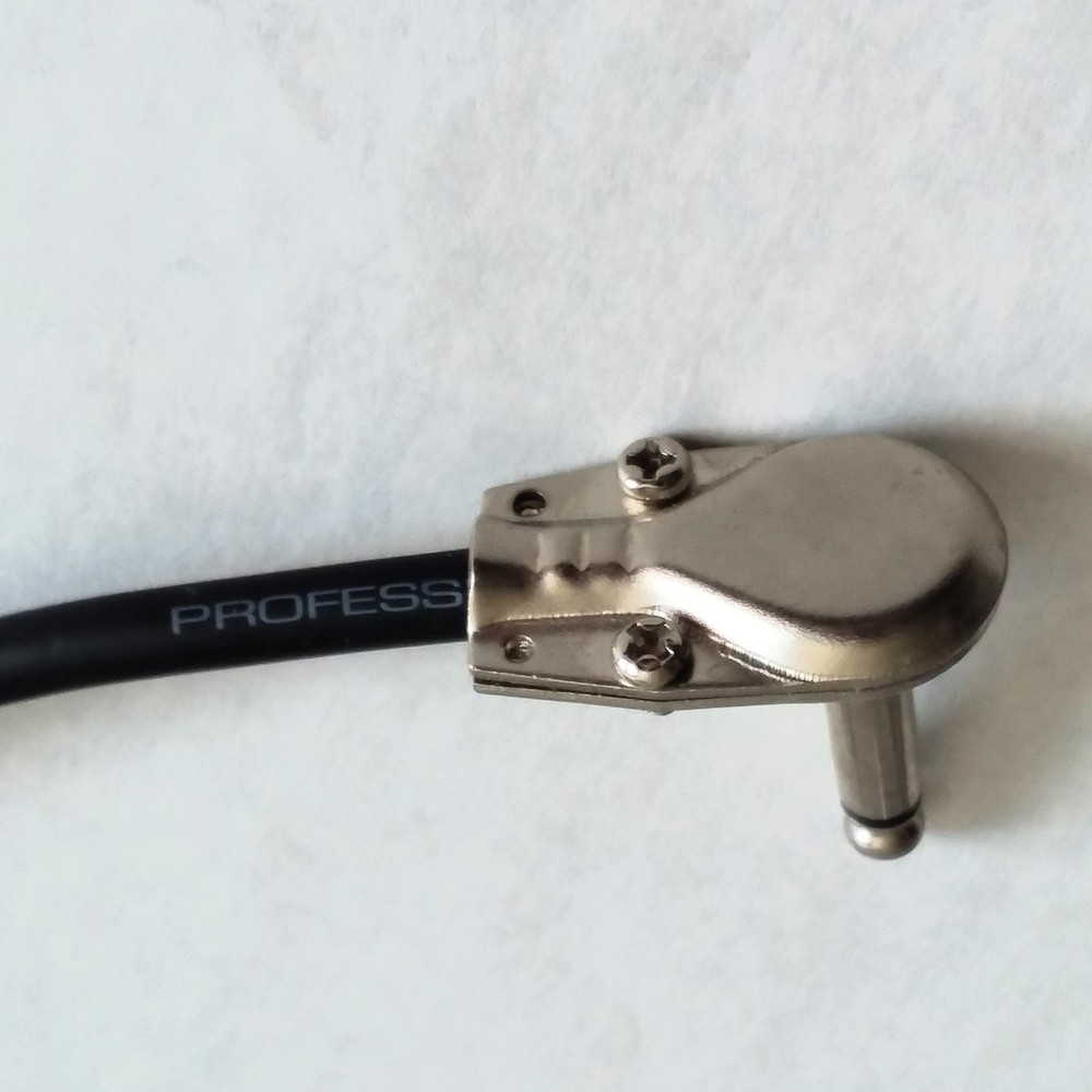 instrument patch cable 6" Right angle plugs