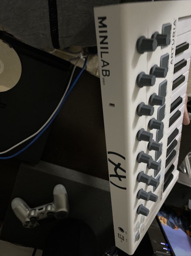 Arturia MiniLab MkII 25 Slim-key Controller