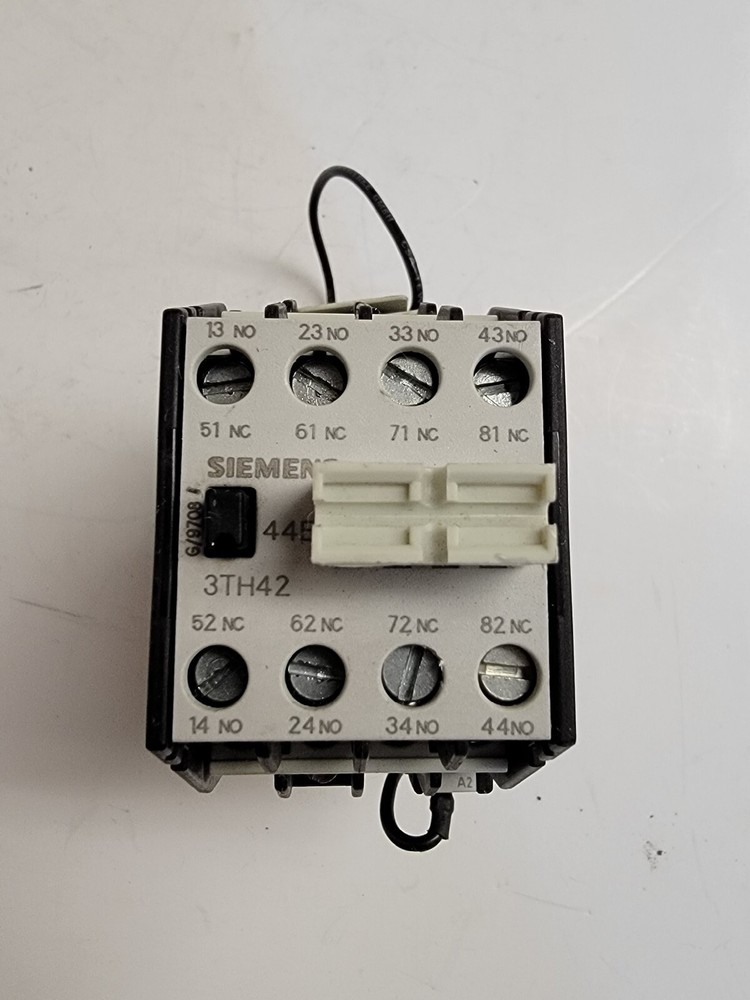 SIEMENS CONTACTOR 3TH4244-OB.