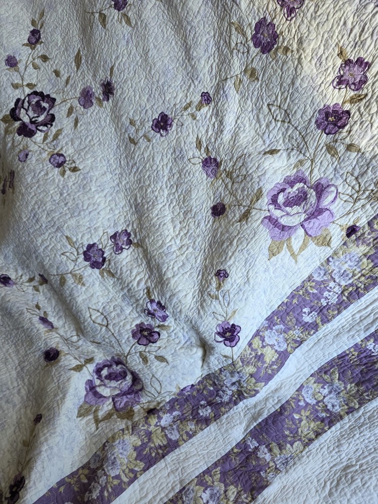 Embroidered Floor-Lenght Quilt