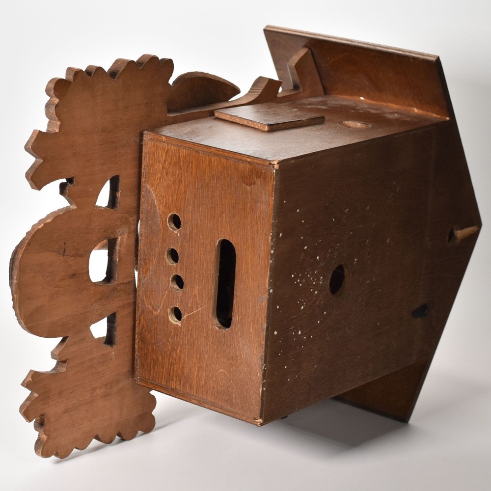 Anton Schneider Black Forest Hunter's Cuckoo Clock Please READ the Description