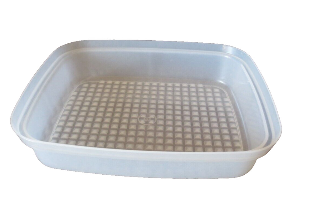 TUPPERWARE- LARGE MARINADE- REPLACEMENT BASE ONLY- SHEER- #1294