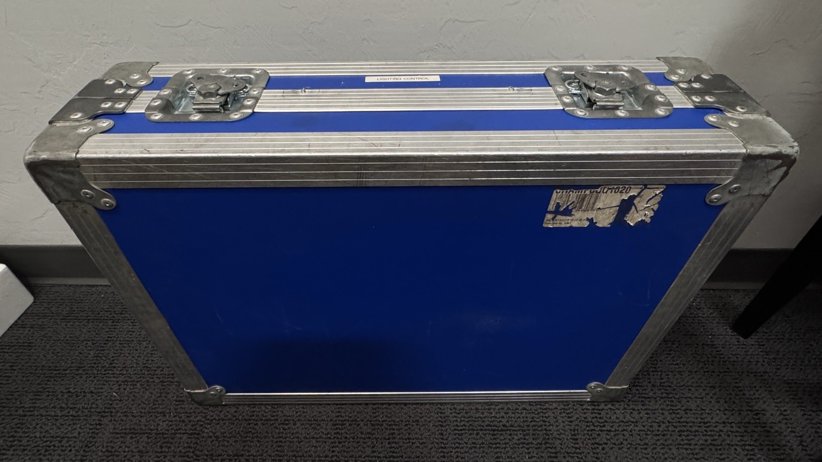 ChamSys QuickQ 20 DMX Lighting Console Flight Case WiFi HDMI Out RDM sACN MIDI