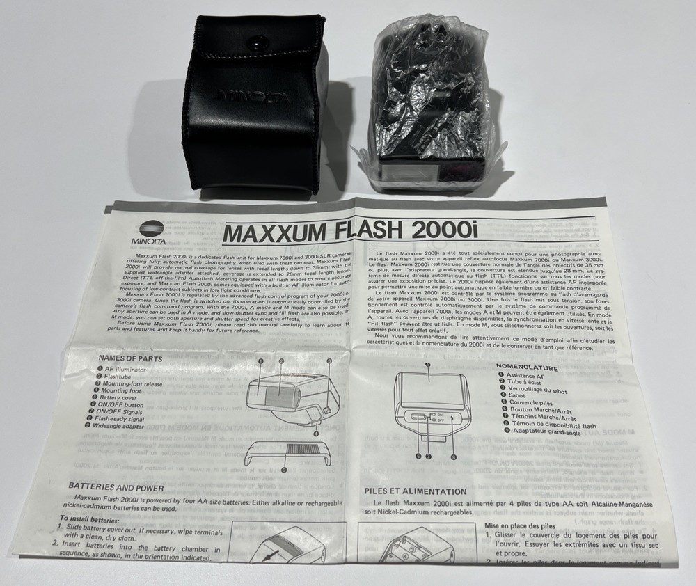 Minolta MAXXUM Program 2000xi Flash Unit For XI Series + Manual Case New-No Box