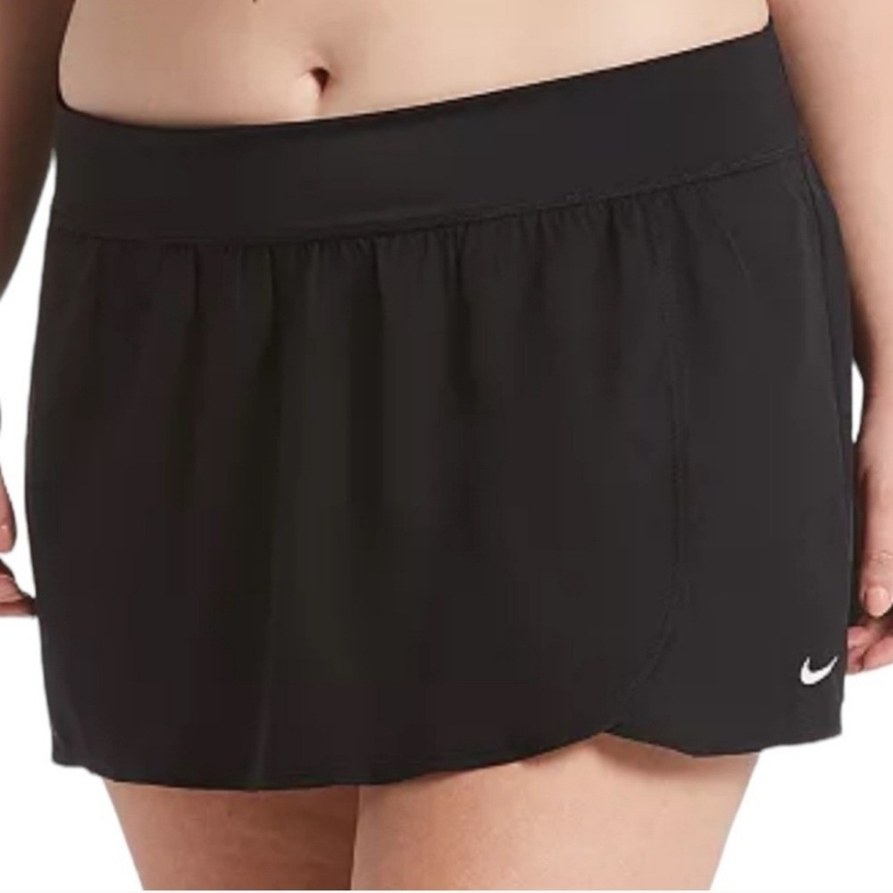 Nike Women's Plus Size 3x Element Solid Swim Boardskirt Black