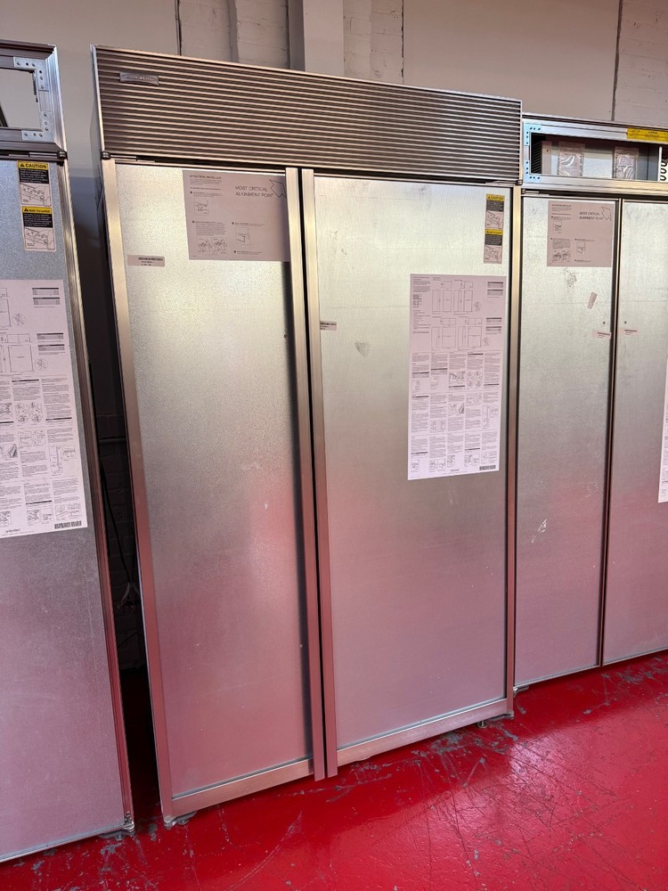 48” Subzero Refrigerator Freezer Panel Ready BI48SO (Used 2016)