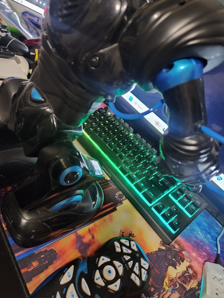 WowWee Robosapien Robot With Remote Tested And Working